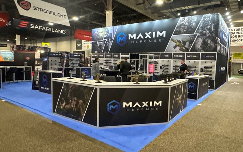 Maxim_custom display_800x500 trade_show_rental_exhibit_double_deck_800x500